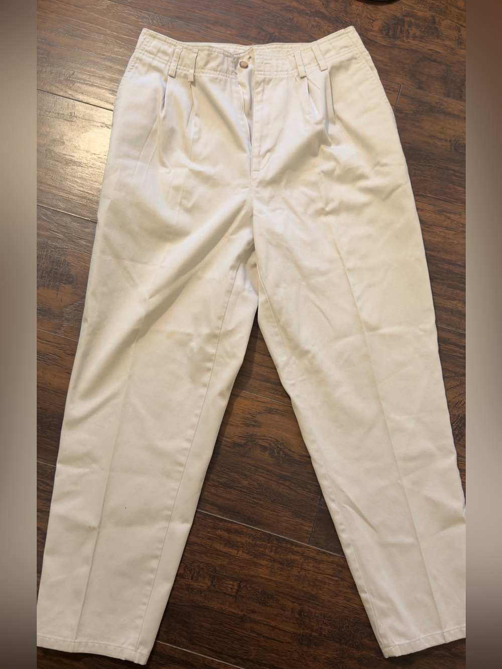 Hunt Club Women's Cream Pleated Trousers